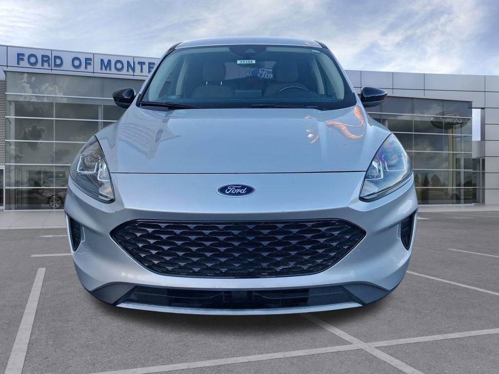 Used 2020 Ford Escape SE Sport image 17