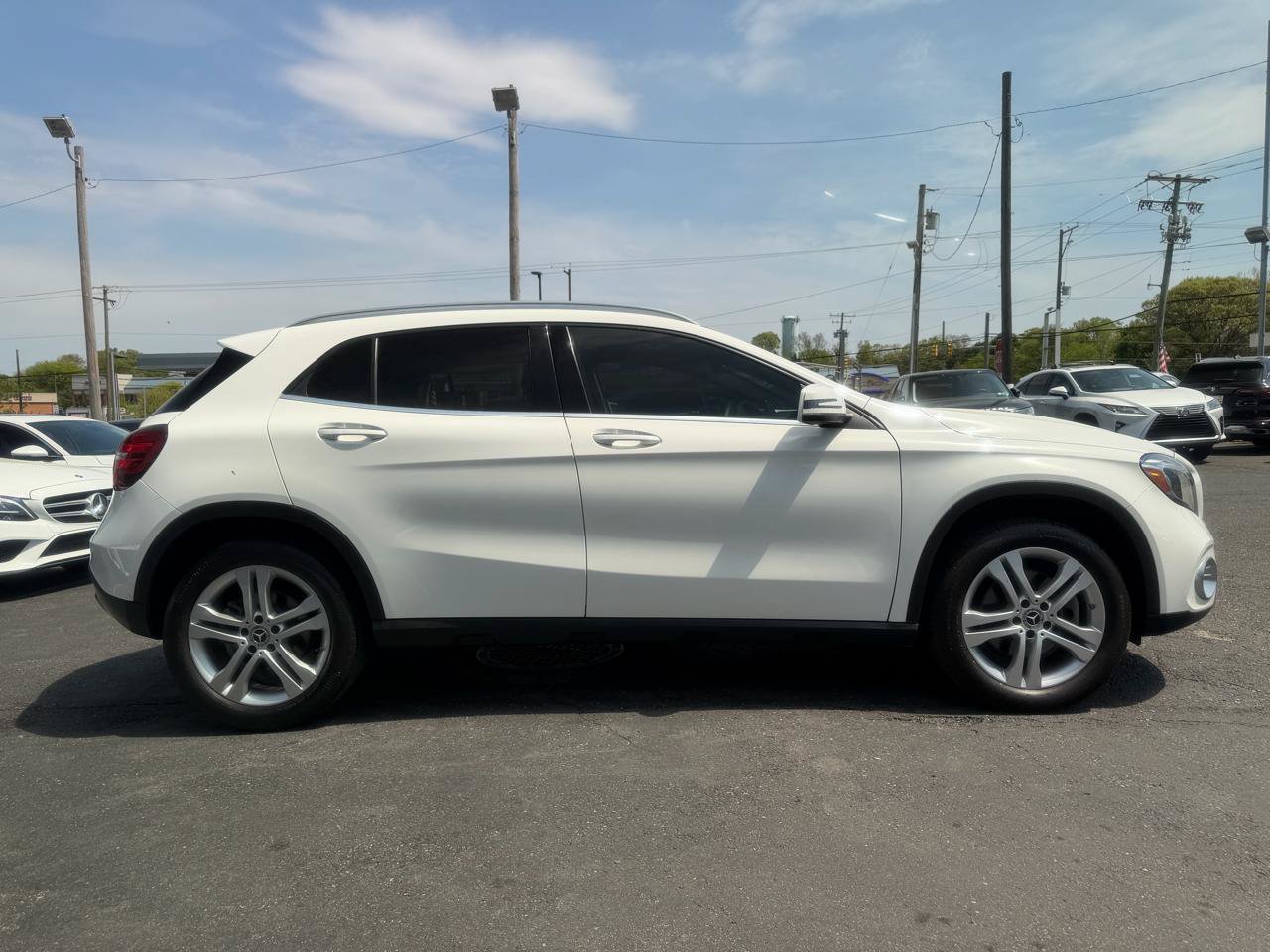Used 2020 Mercedes-Benz GLA 250 4MATIC image 4