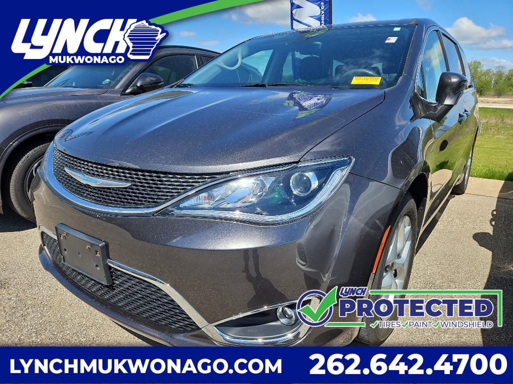Used 2018 Chrysler Pacifica Touring Plus w/ Tire & Wheel Group FWD image 1