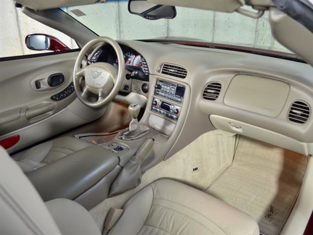 Used 2003 Chevrolet Corvette Convertible w/ Preferred Equipment Group1 image 25