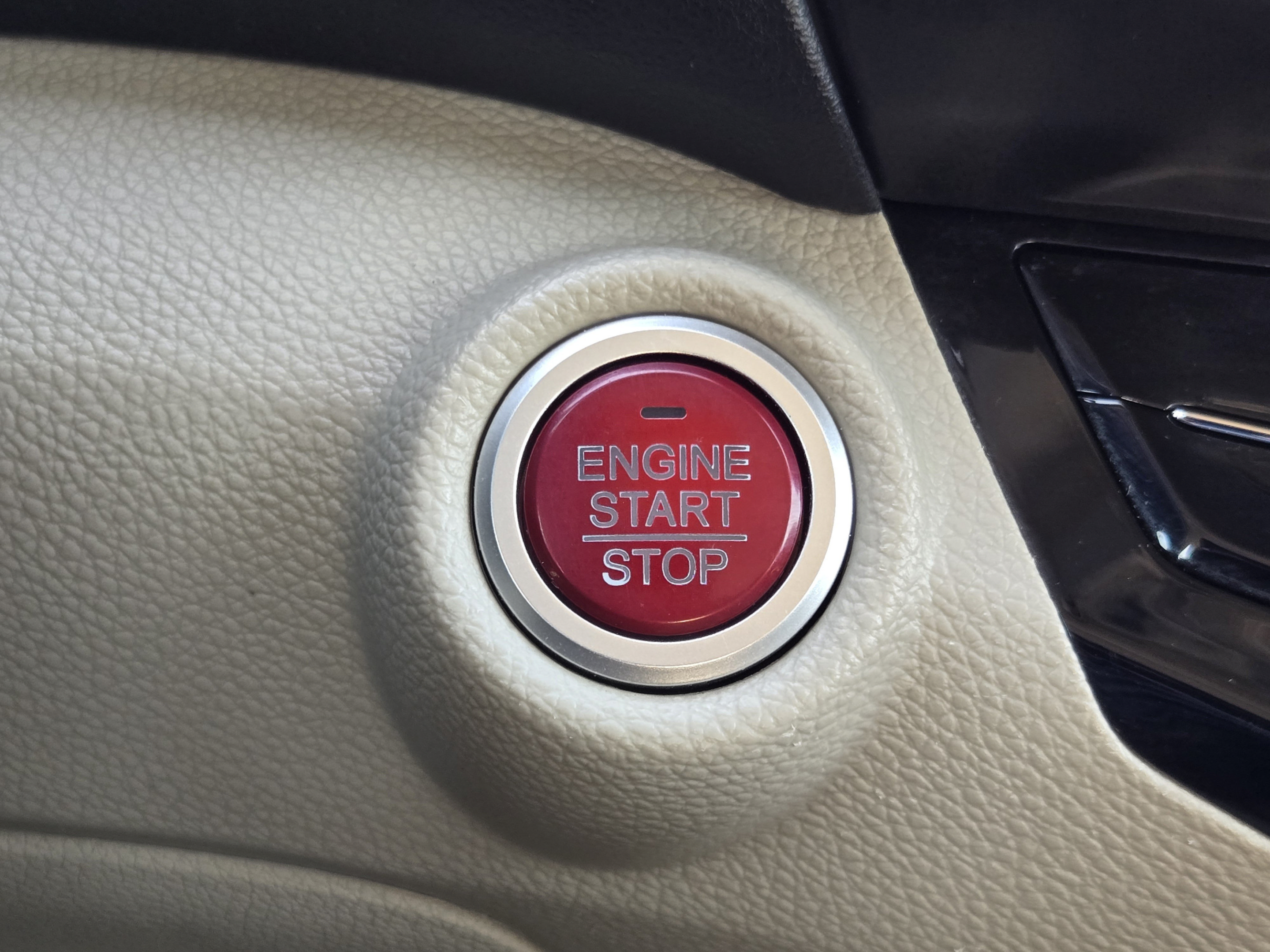Used 2016 Honda Accord Touring image 17