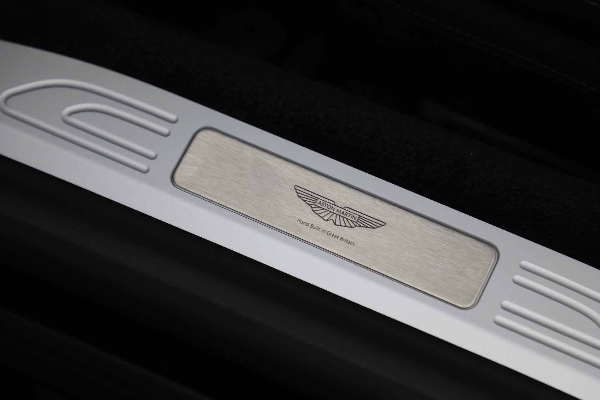 New 2026 Aston Martin V8 Vantage Roadster image 40