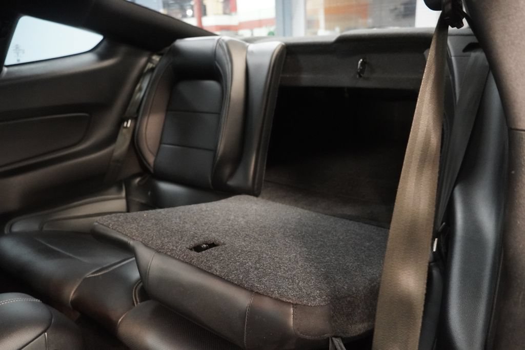 Used 2019 Ford Mustang Premium w/ Equipment Group 201A RWD image 25