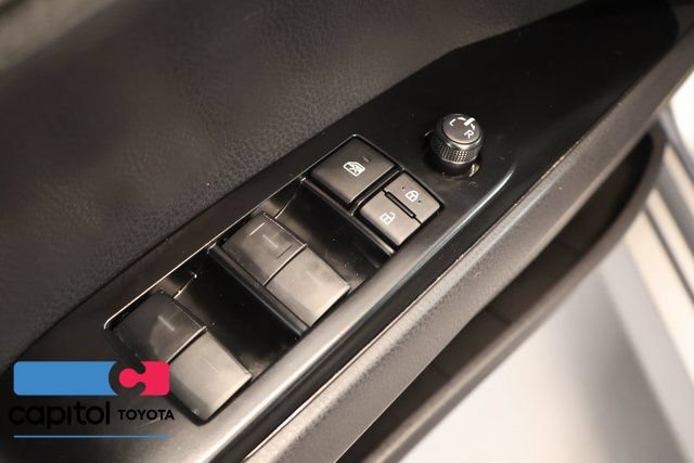 Certified 2026 Toyota Camry Hybrid AWD/4WD image 11