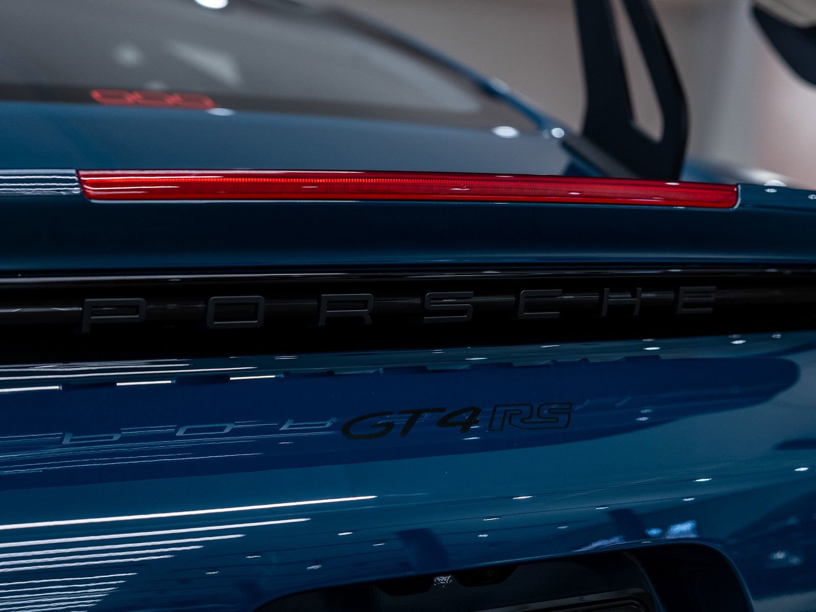 Used 2023 Porsche 718 Cayman GT4 RS RWD image 29