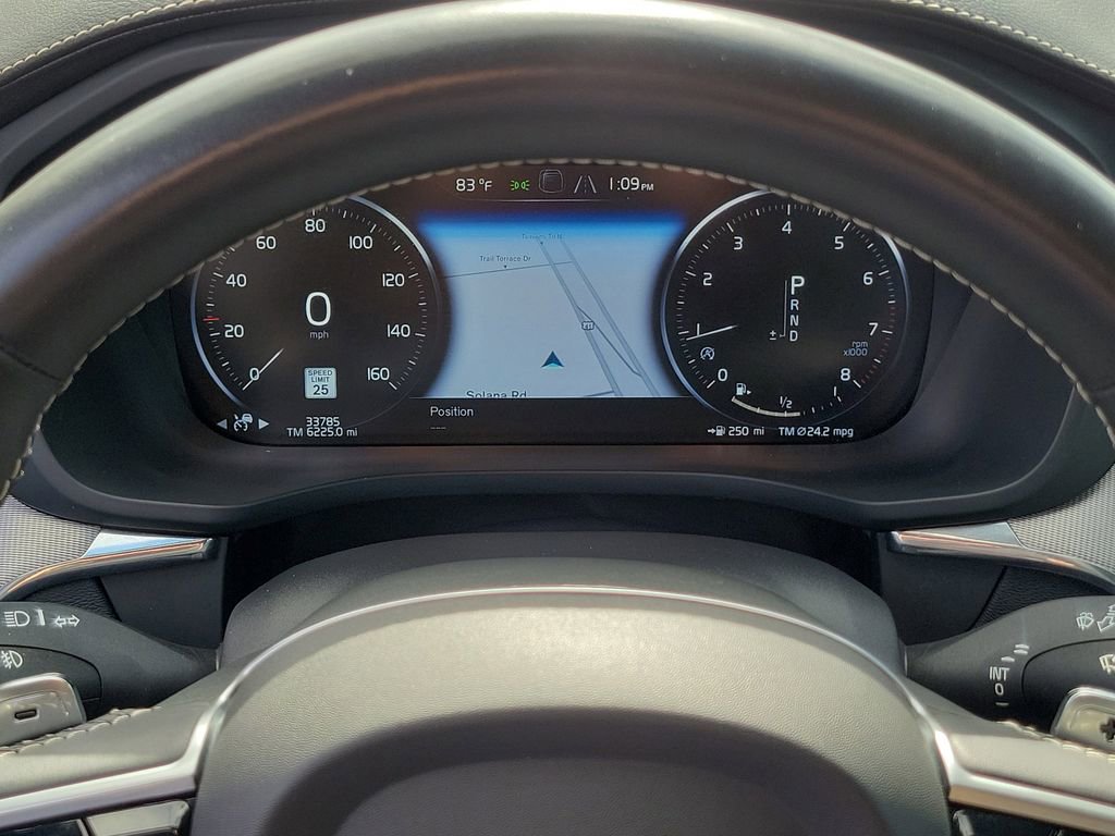 Used 2020 Volvo XC60 T5 R-Design w/ Protection Package Premier image 24