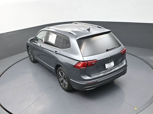 Used 2024 Volkswagen Tiguan Wolfsburg Edition image 15