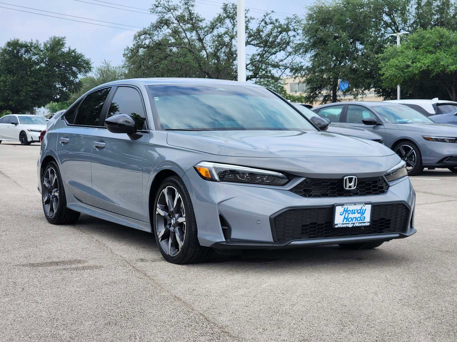 Used 2025 Honda Civic Sport Touring image 3