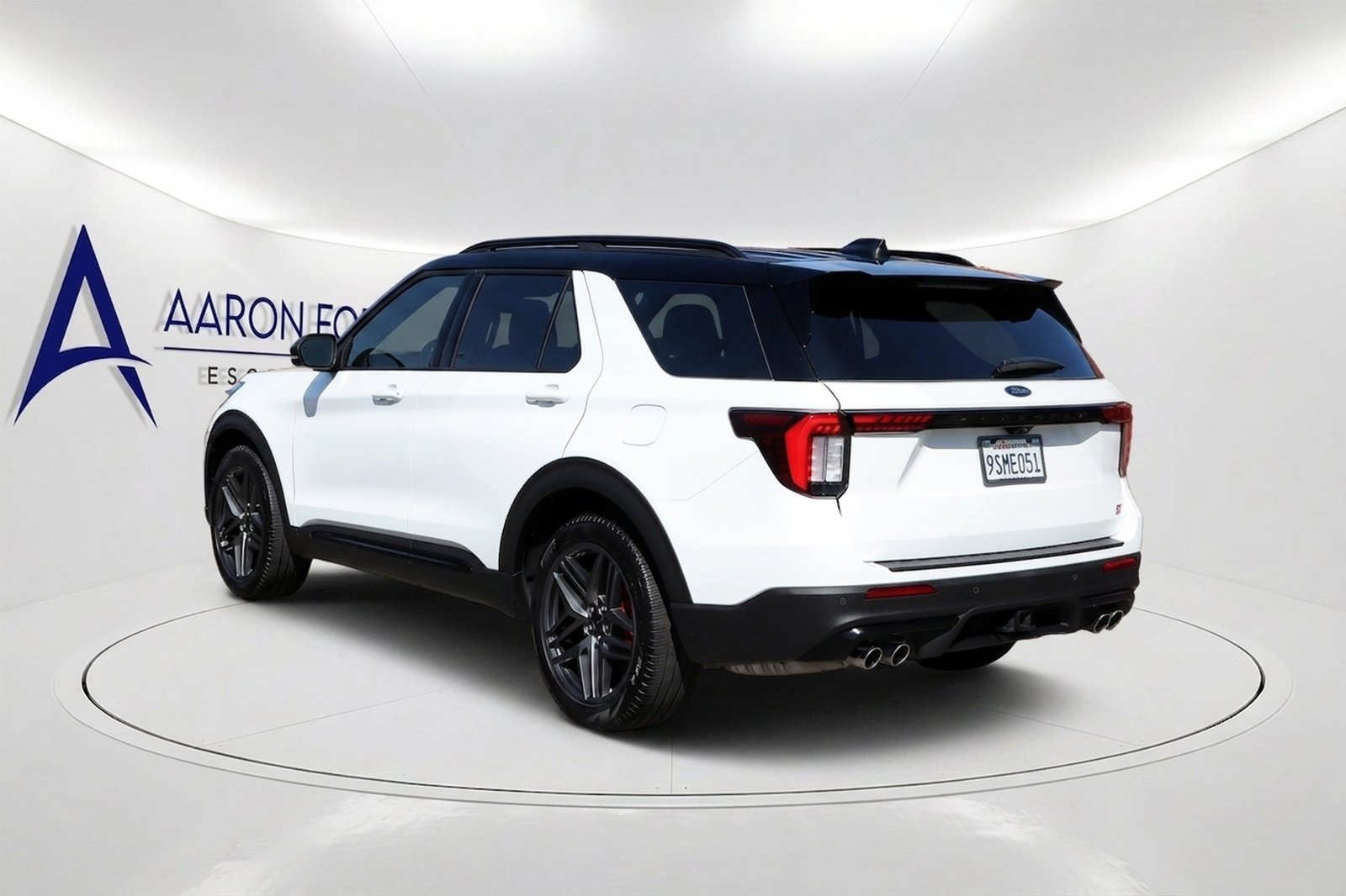 Used 2025 Ford Explorer ST RWD image 7