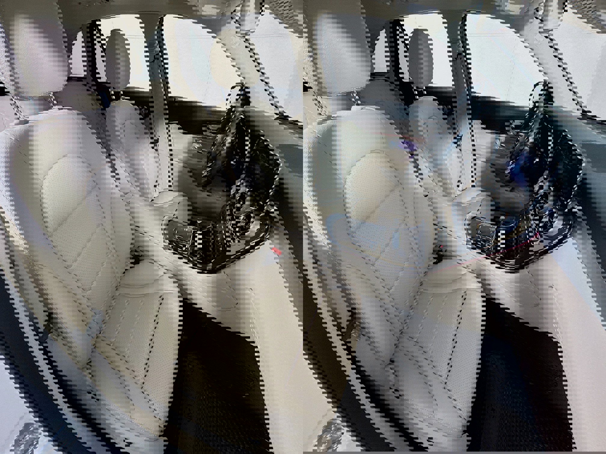 Used 2020 Mercedes-Benz GLC 300 4MATIC w/Navigation,Leather,Du image 29