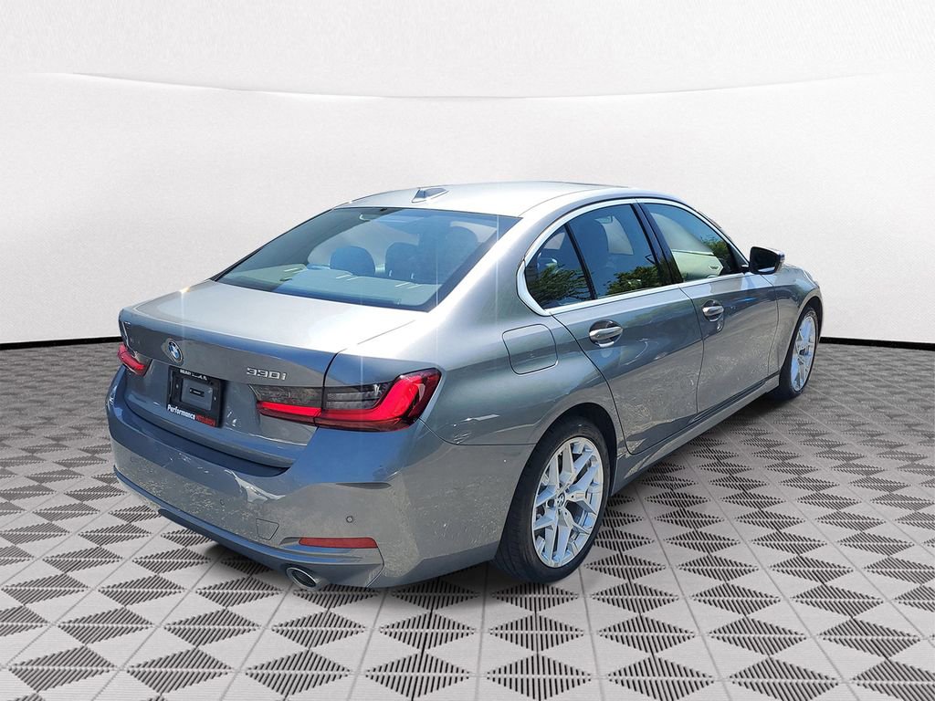 Used 2025 BMW 330i xDrive Sedan image 6