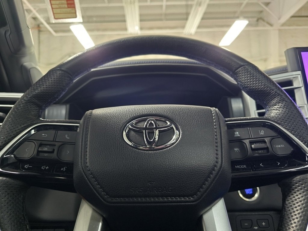 Used 2023 Toyota Tundra Platinum image 31