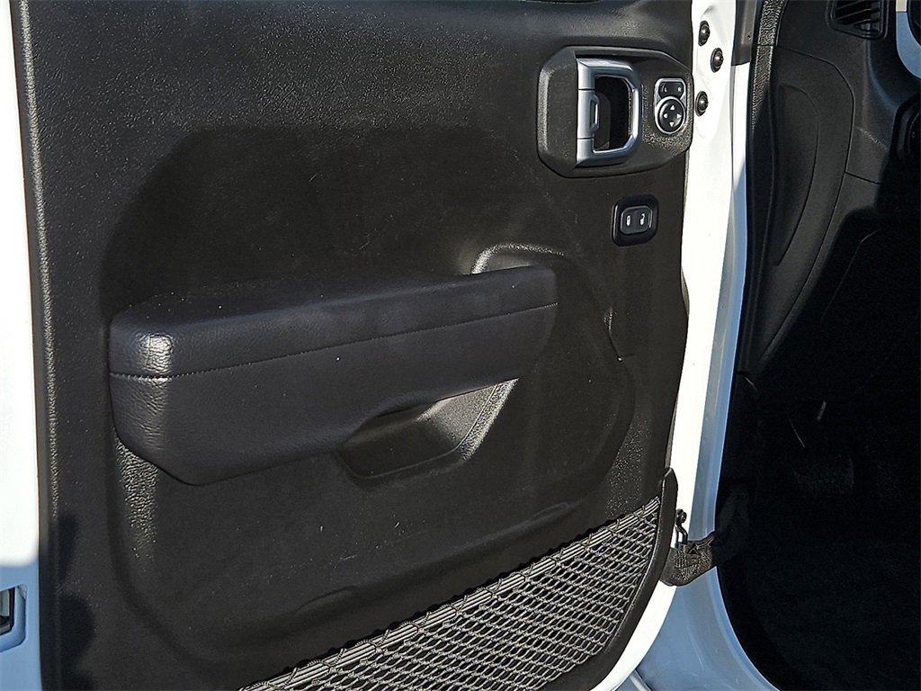 Used 2024 Jeep Gladiator Sport image 20