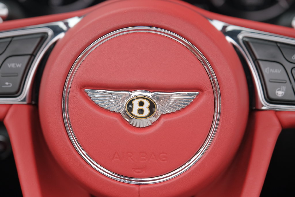 Used 2020 Bentley Continental GT AWD/4WD image 48