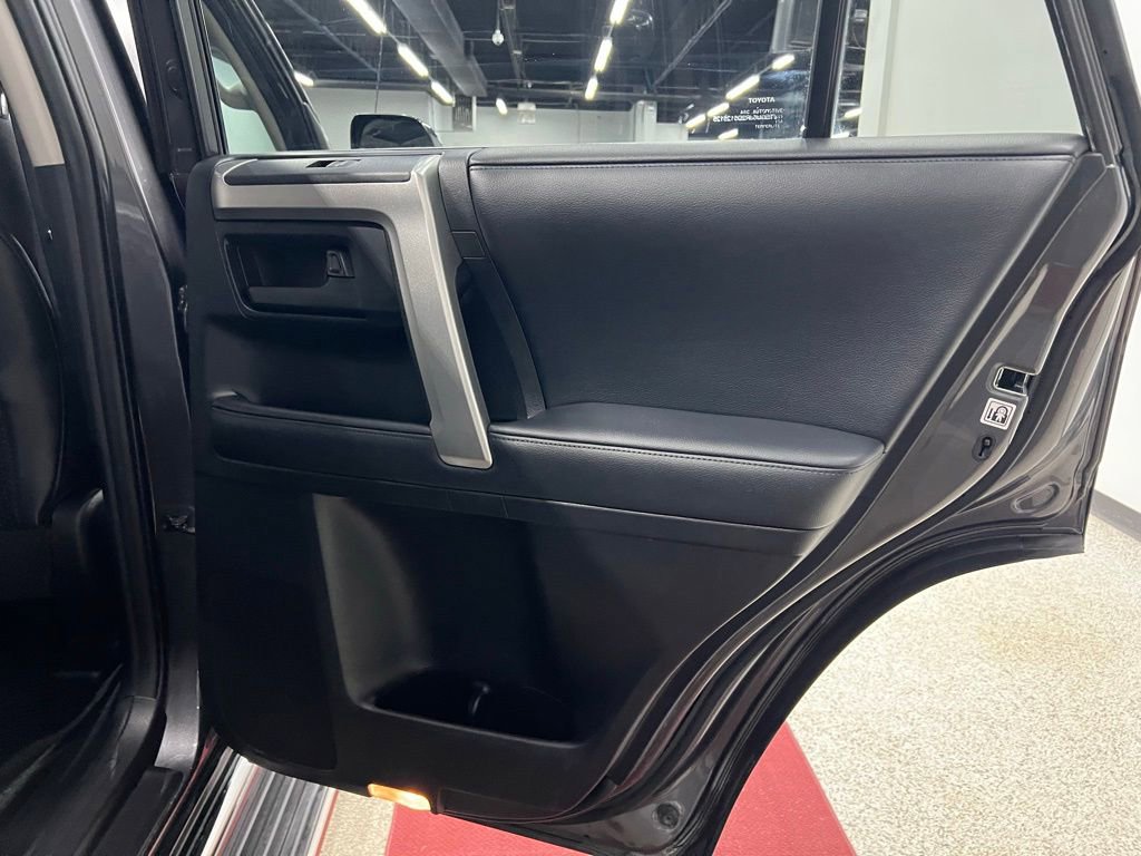Used 2013 Toyota 4Runner Limited image 24