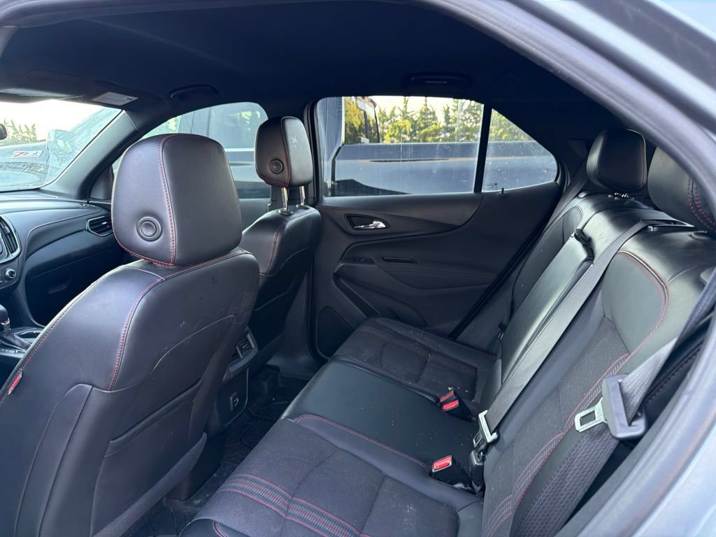 Used 2023 Chevrolet Equinox RS w/ LPO, Floor Liner Package AWD/4WD image 6