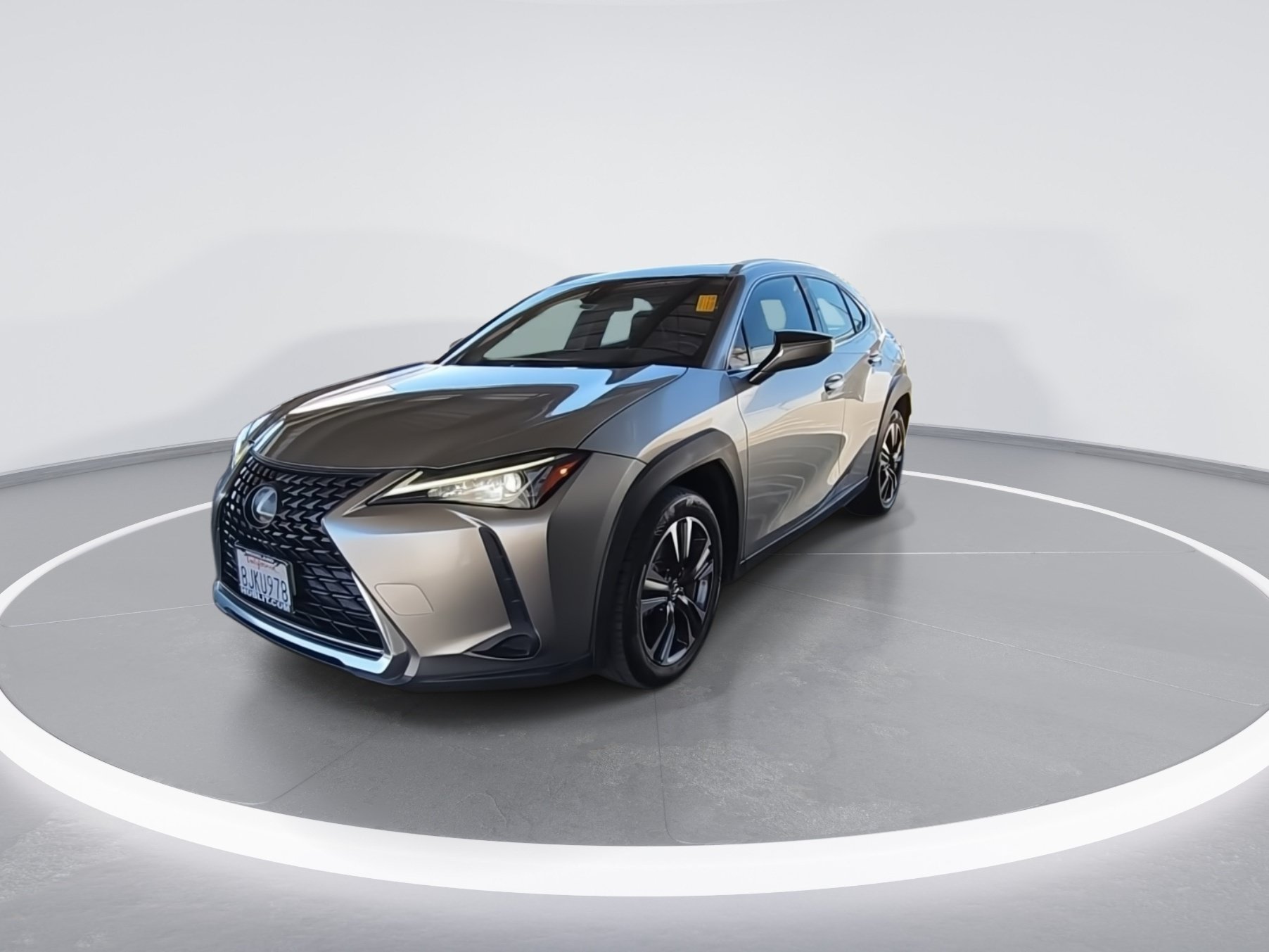 Used 2019 Lexus UX 200 w/ Accessory Package FWD image 8