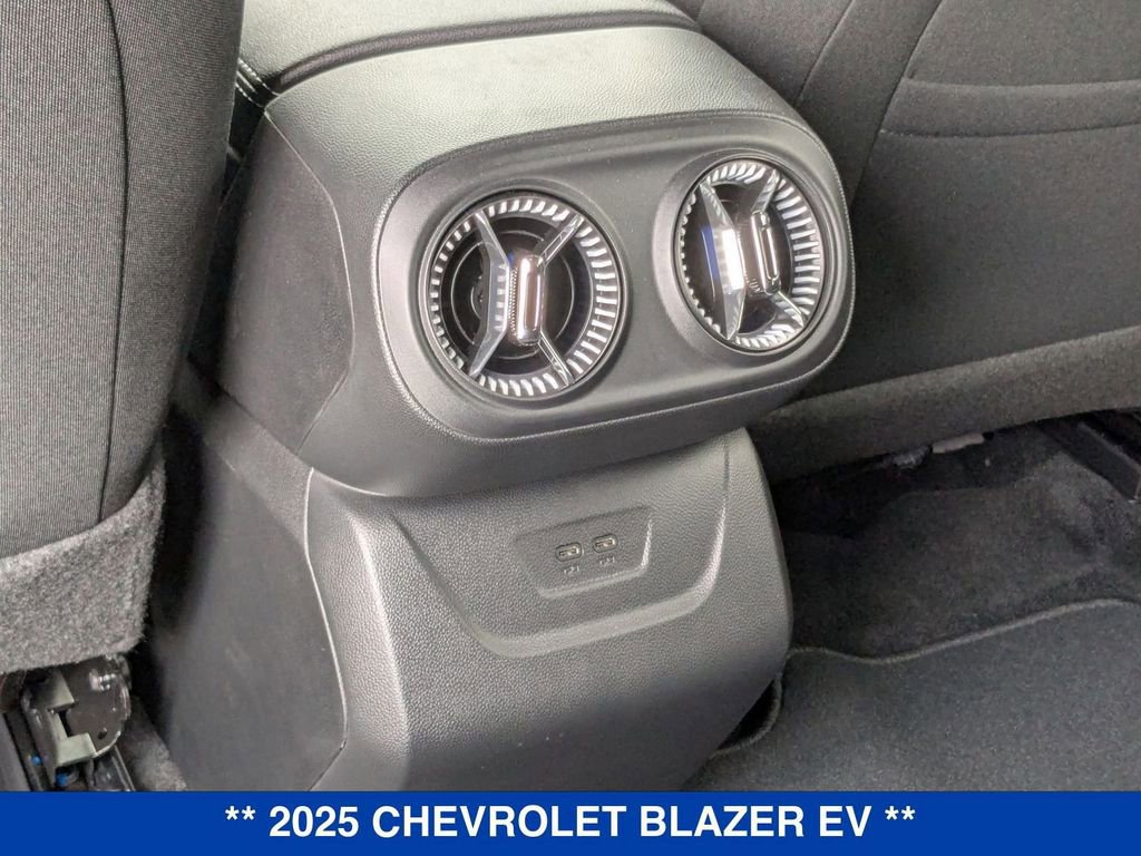 New 2025 Chevrolet Blazer EV LT image 24
