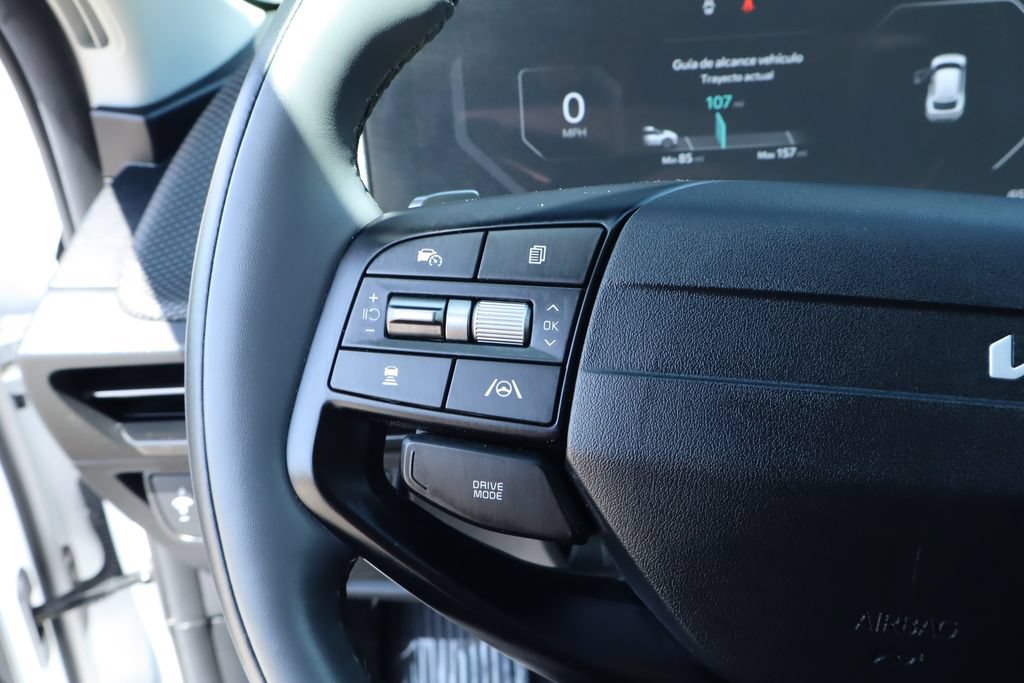 Used 2025 Kia EV6 Wind RWD image 23