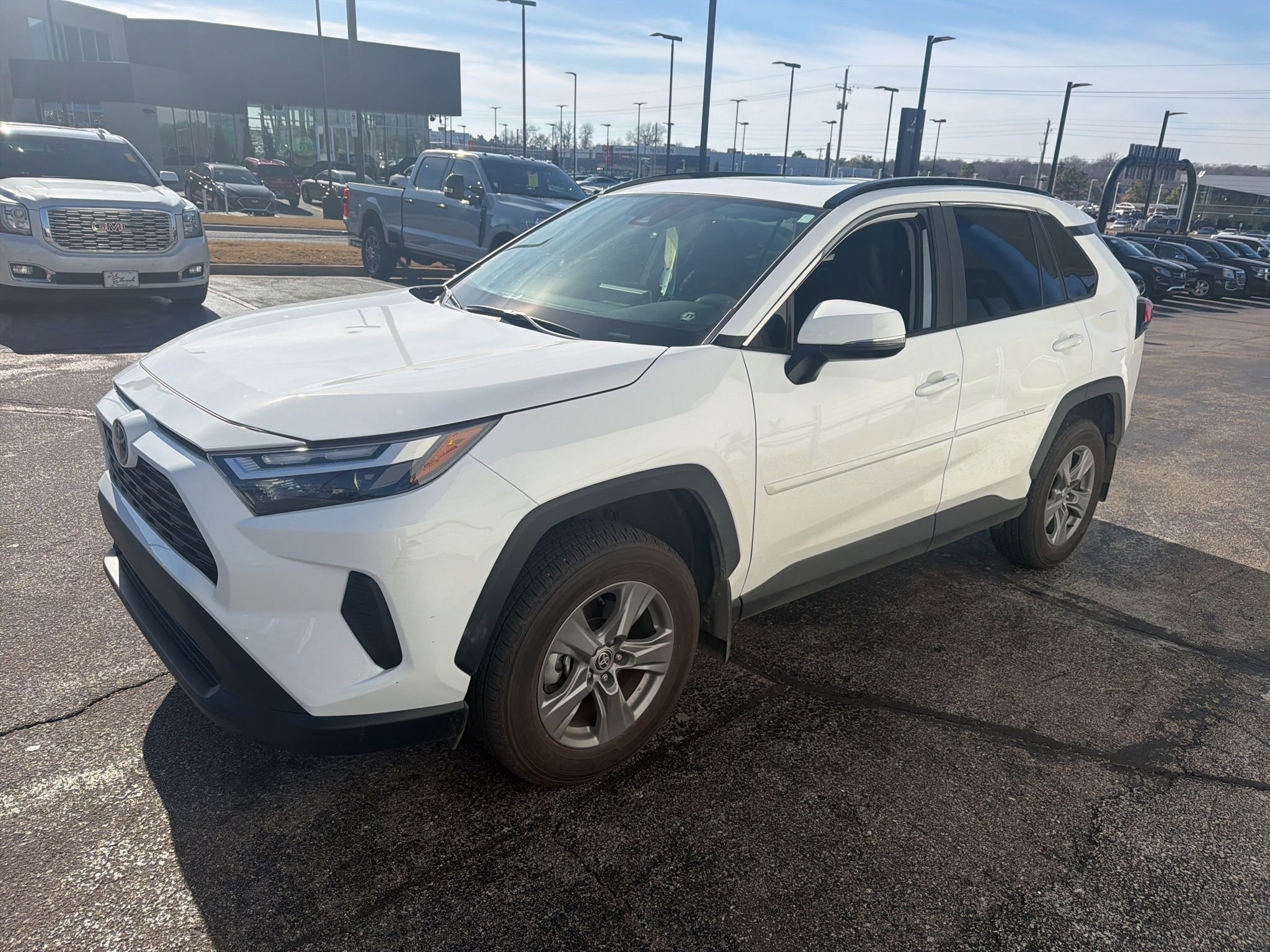 Used 2024 Toyota RAV4 XLE image 8