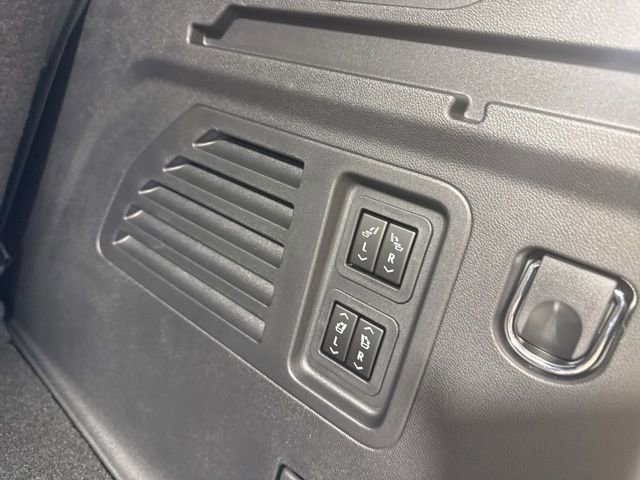 New 2026 Chevrolet Traverse High Country AWD/4WD image 16