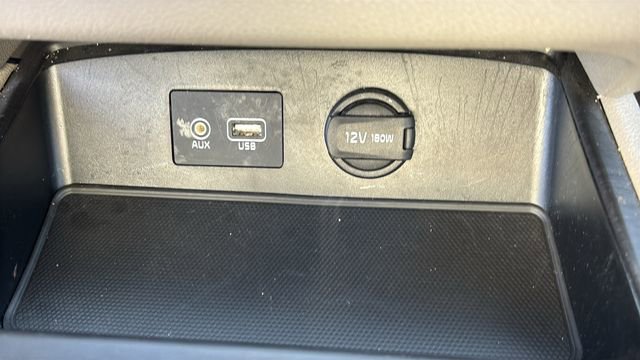 Used 2021 Kia Sedona LX FWD image 21