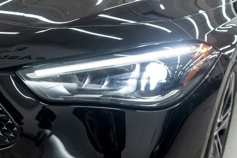 Used 2025 Mercedes-Benz CLE 300 4MATIC Coupe image 40