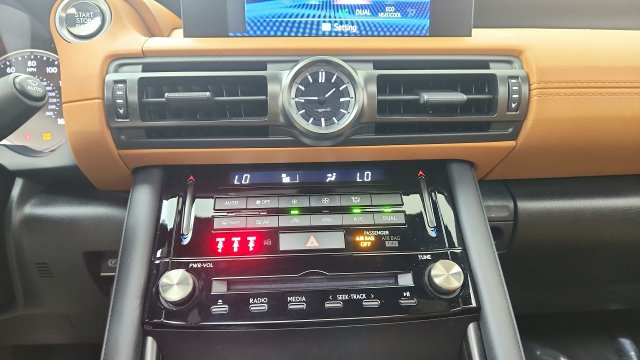Used 2024 Lexus IS 300 w/ Premium Package RWD image 65