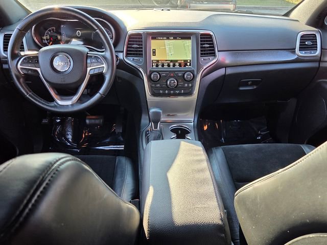 Used 2018 Jeep Grand Cherokee Altitude image 12