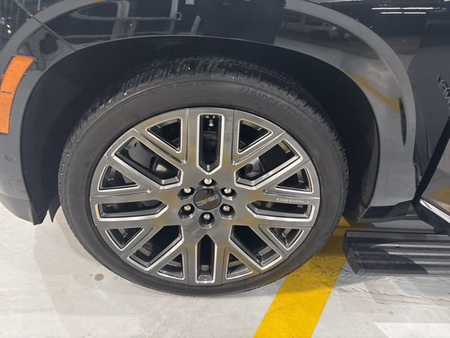 Used 2025 GMC Yukon Denali Ultimate image 36