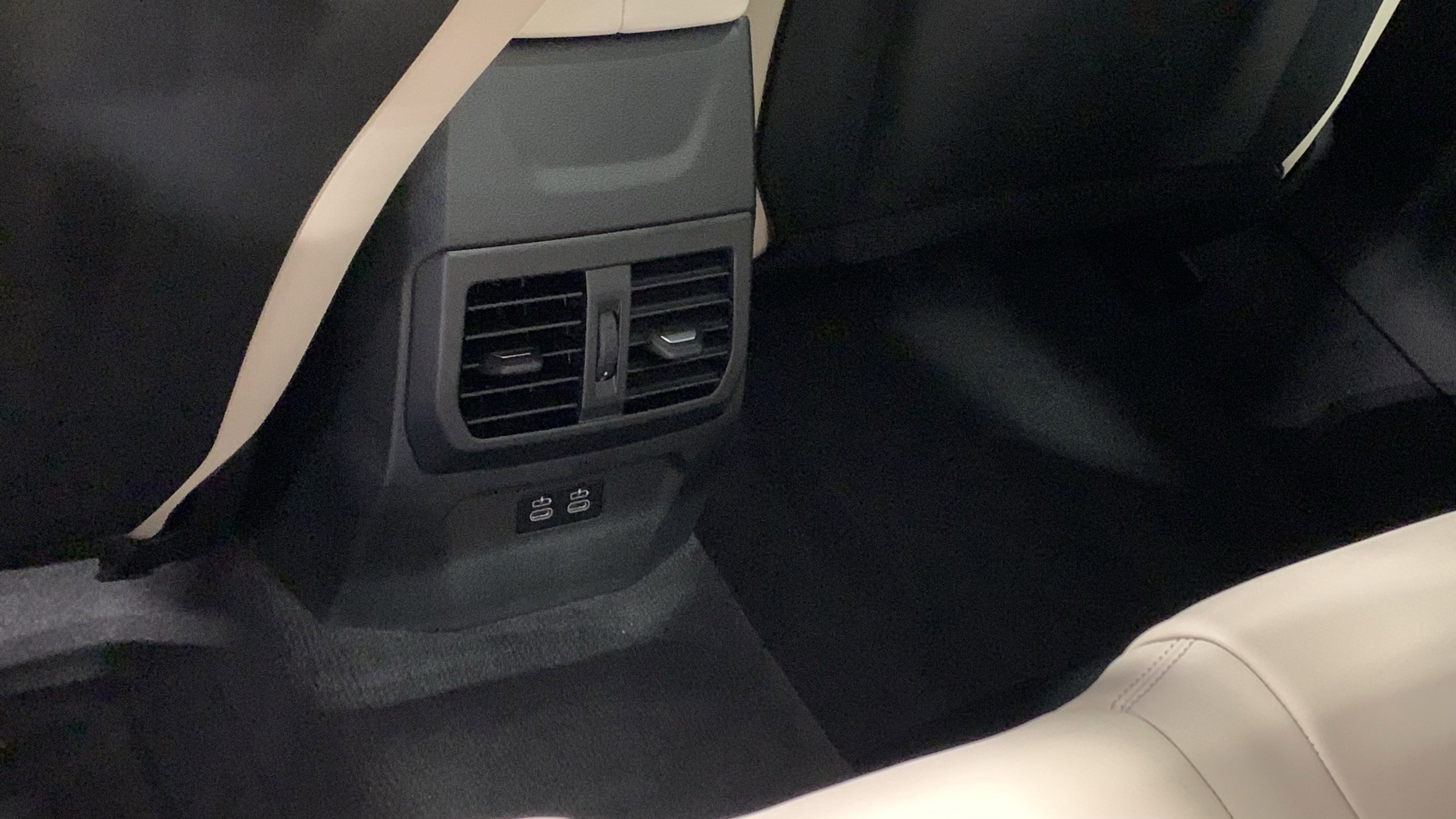 Used 2026 BMW M235i xDrive w/ Technology Package image 30