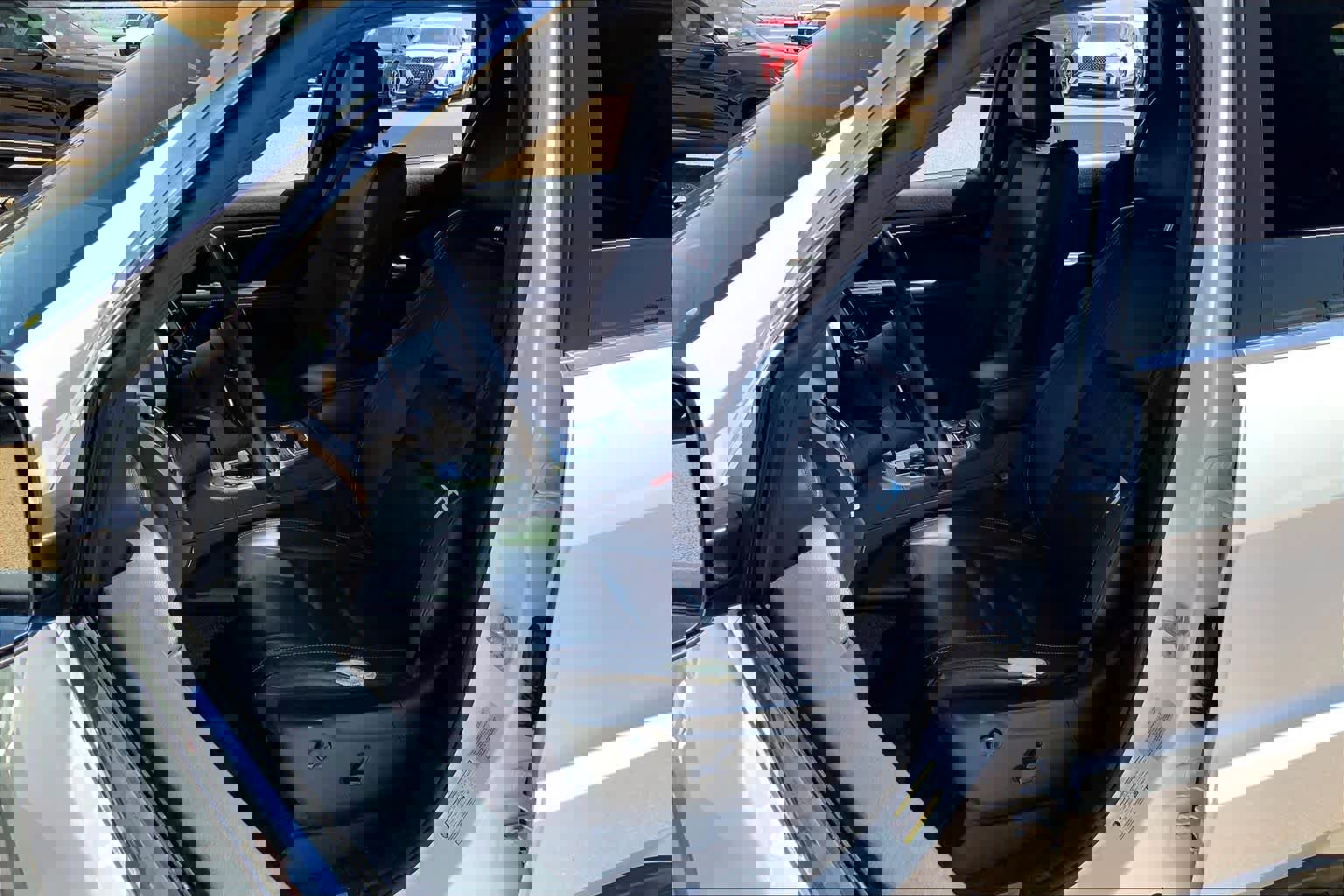 Used 2016 Jeep Grand Cherokee Limited w/ Trailer Tow Group IV image 8