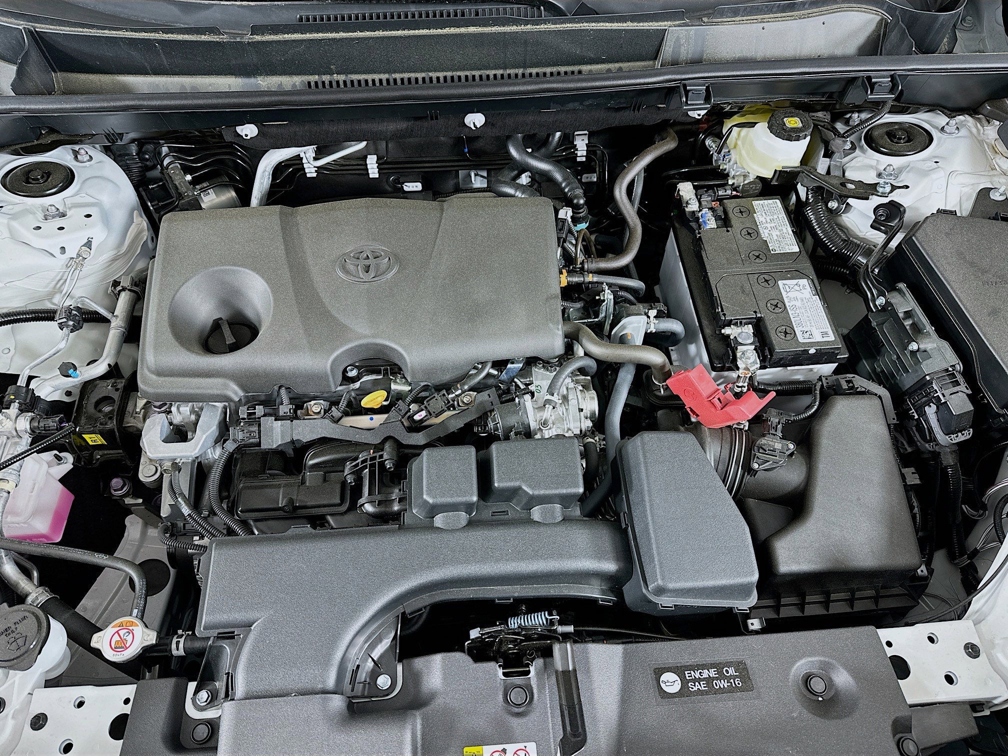 Used 2025 Toyota RAV4 XLE w/ Convenience Package FWD image 33