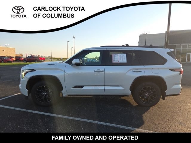 Used 2023 Toyota Sequoia Platinum AWD/4WD image 1