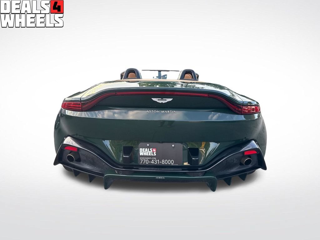 Used 2021 Aston Martin V8 Vantage Roadster RWD image 4
