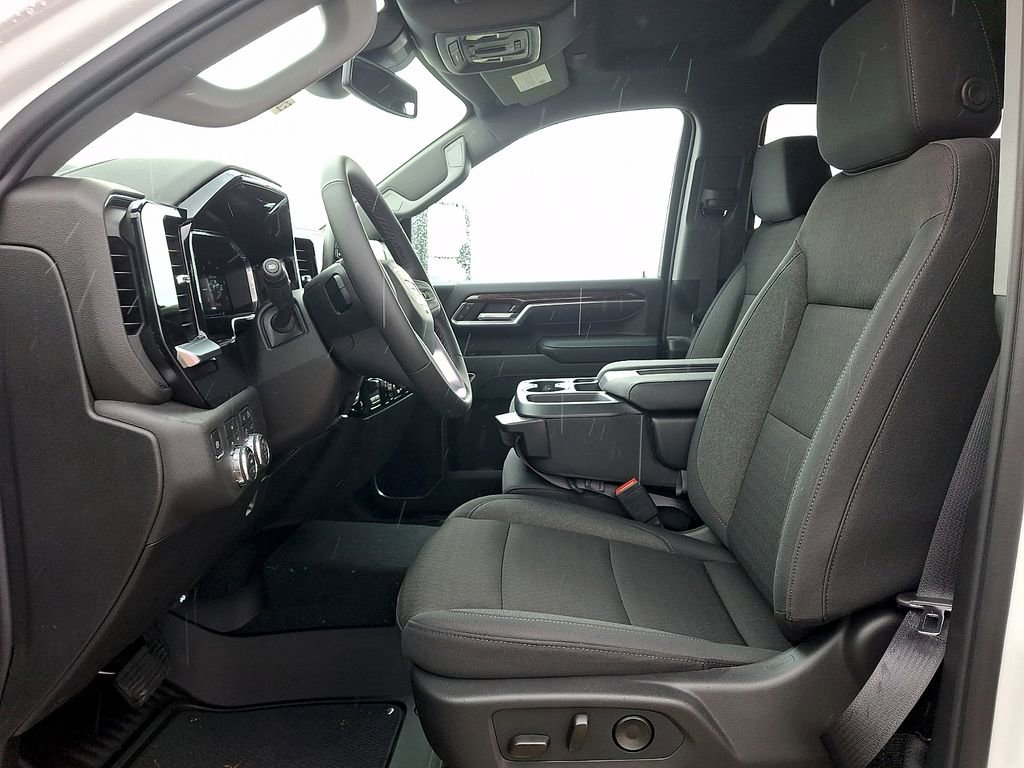 New 2026 GMC Sierra 2500 SLE w/ SLE Value Package; image 9