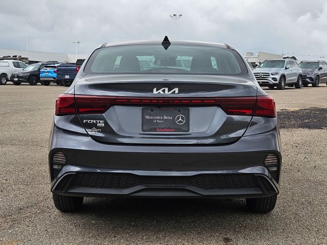 Used 2023 Kia Forte LX FWD image 6
