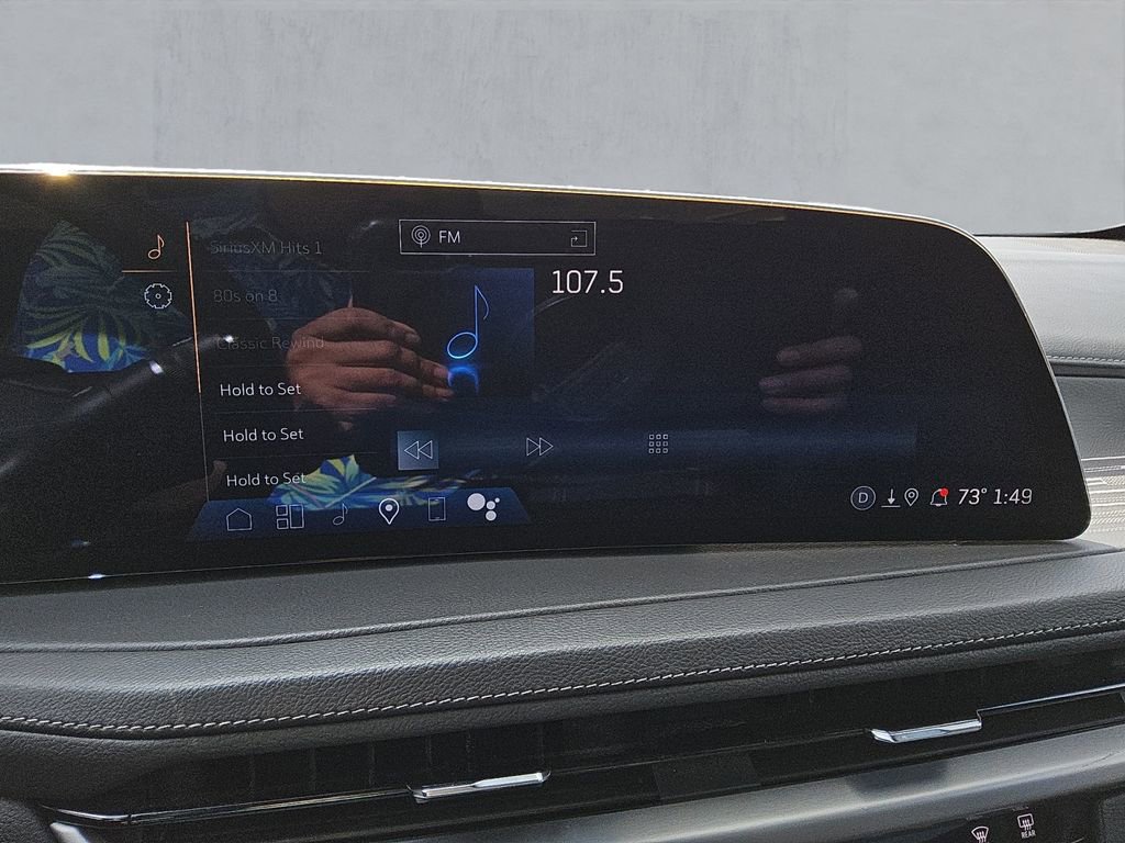 Used 2025 Cadillac XT4 Premium Luxury image 19