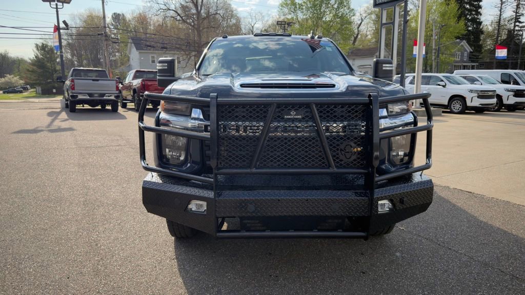Used 2021 Chevrolet Silverado 3500 LT w/ Convenience Package AWD/4WD image 3