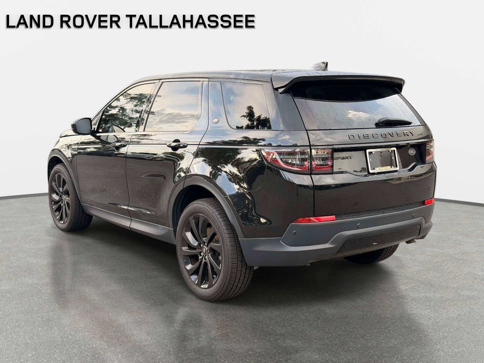 Used 2022 Land Rover Discovery Sport SE AWD/4WD image 8