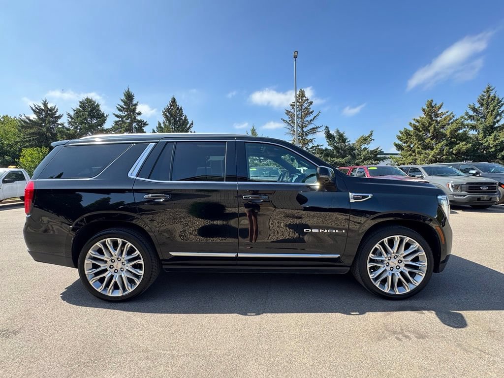 Used 2025 GMC Yukon Denali w/ Denali Reserve Package AWD/4WD image 5