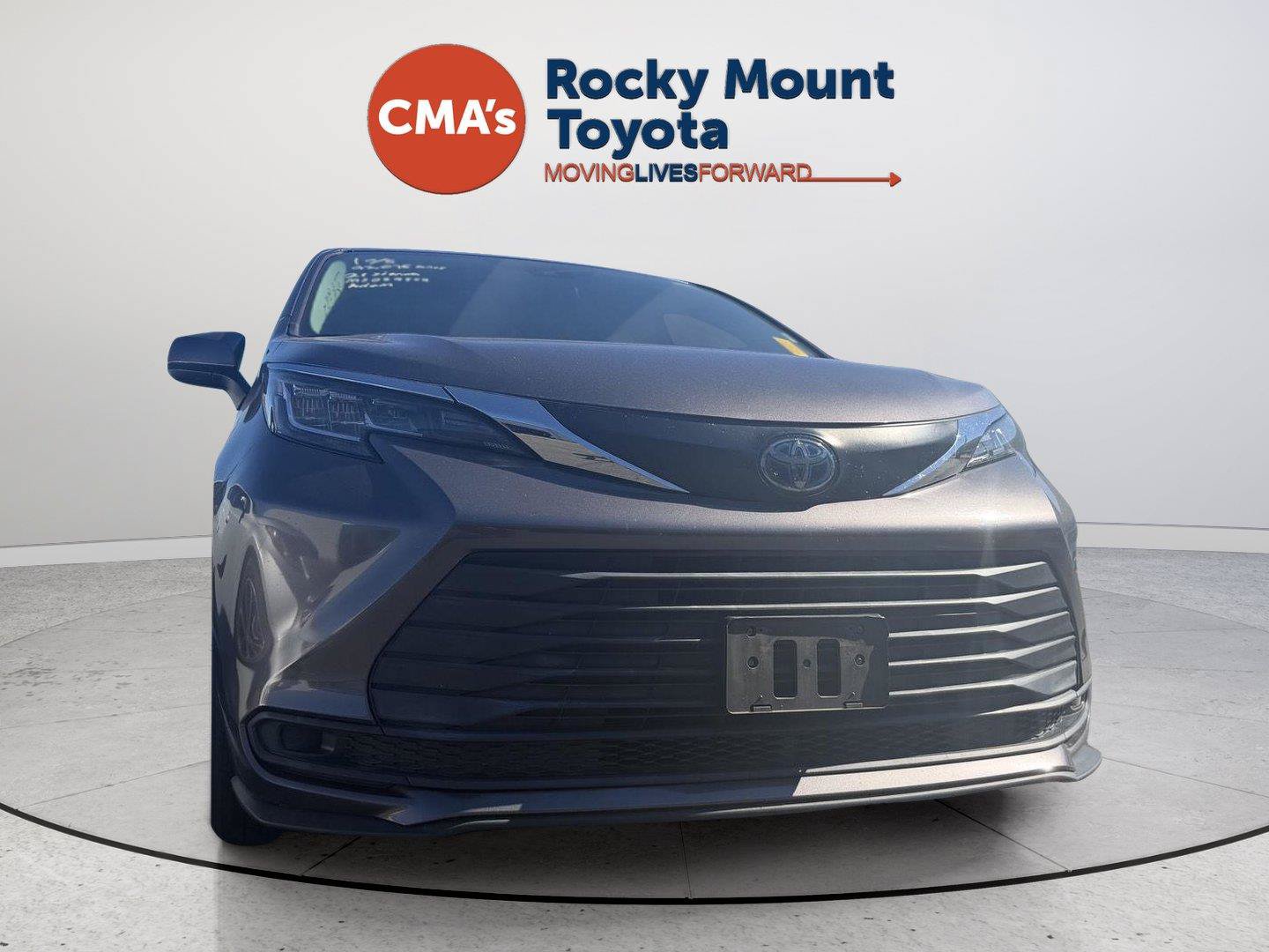 Used 2021 Toyota Sienna LE w/ LE Plus Package AWD/4WD image 14