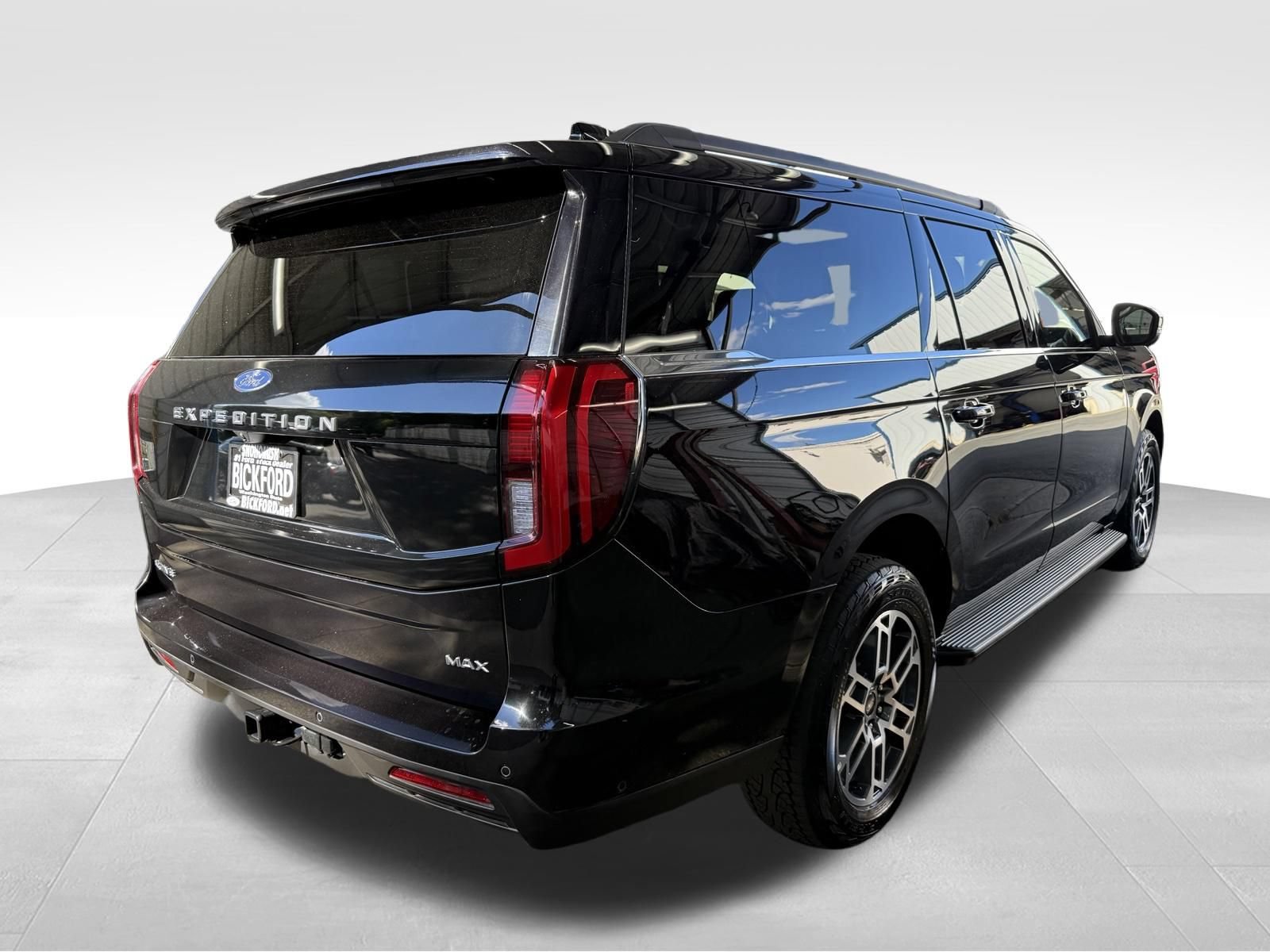 Used 2025 Ford Expedition Max Active AWD/4WD image 5