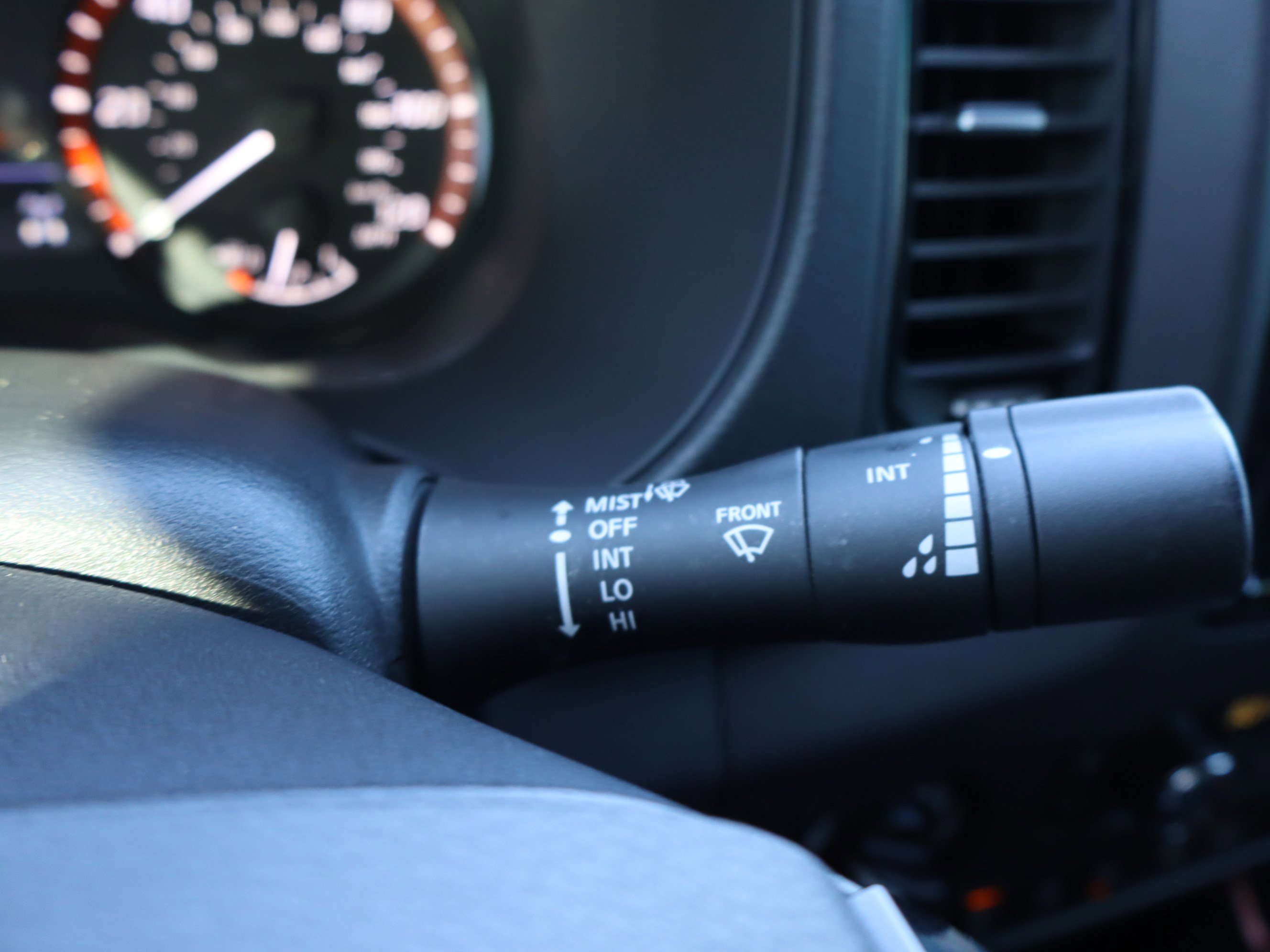 Used 2023 Nissan Frontier PRO-4X w/ Pro-4X Premium Package image 26