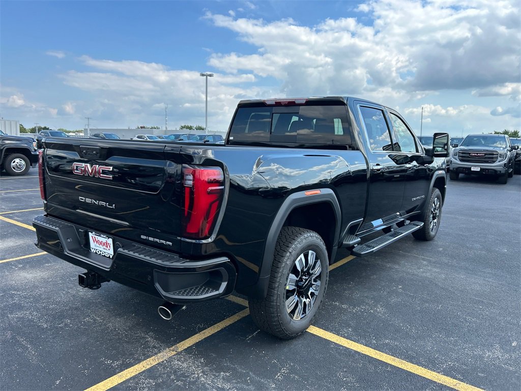New 2026 GMC Sierra 2500 Denali w/ Denali Reserve Package image 8