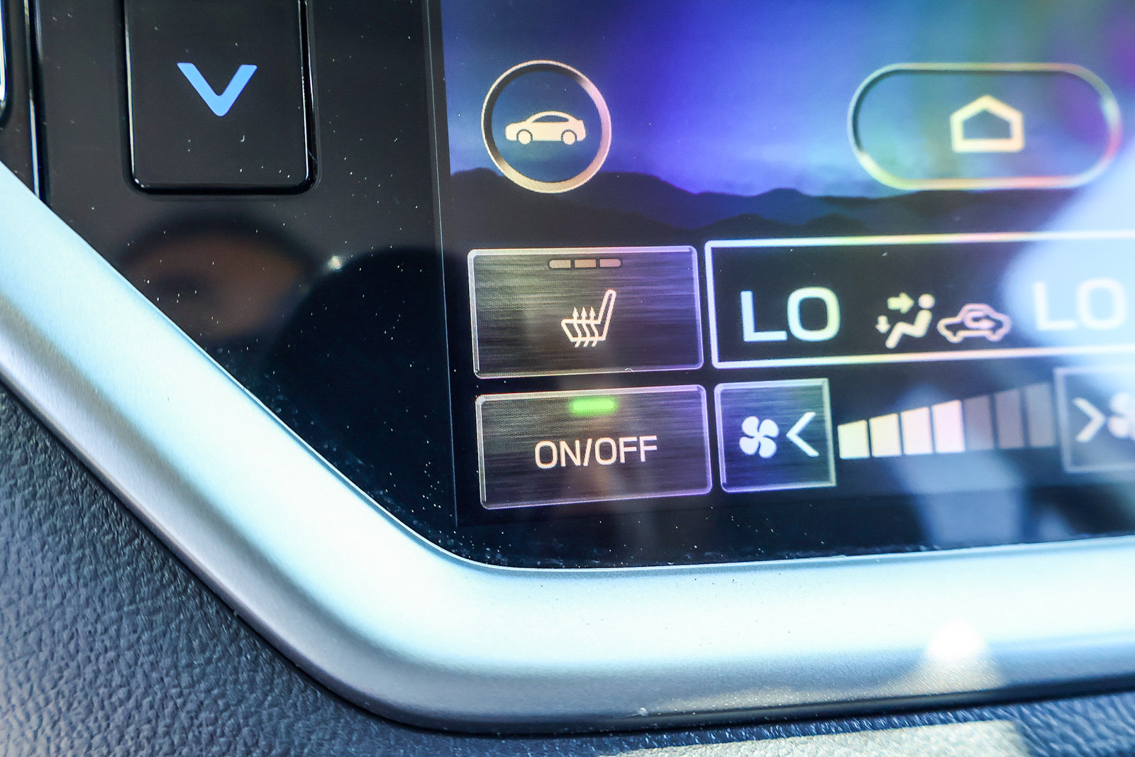 Used 2023 Subaru Ascent Limited AWD/4WD image 6
