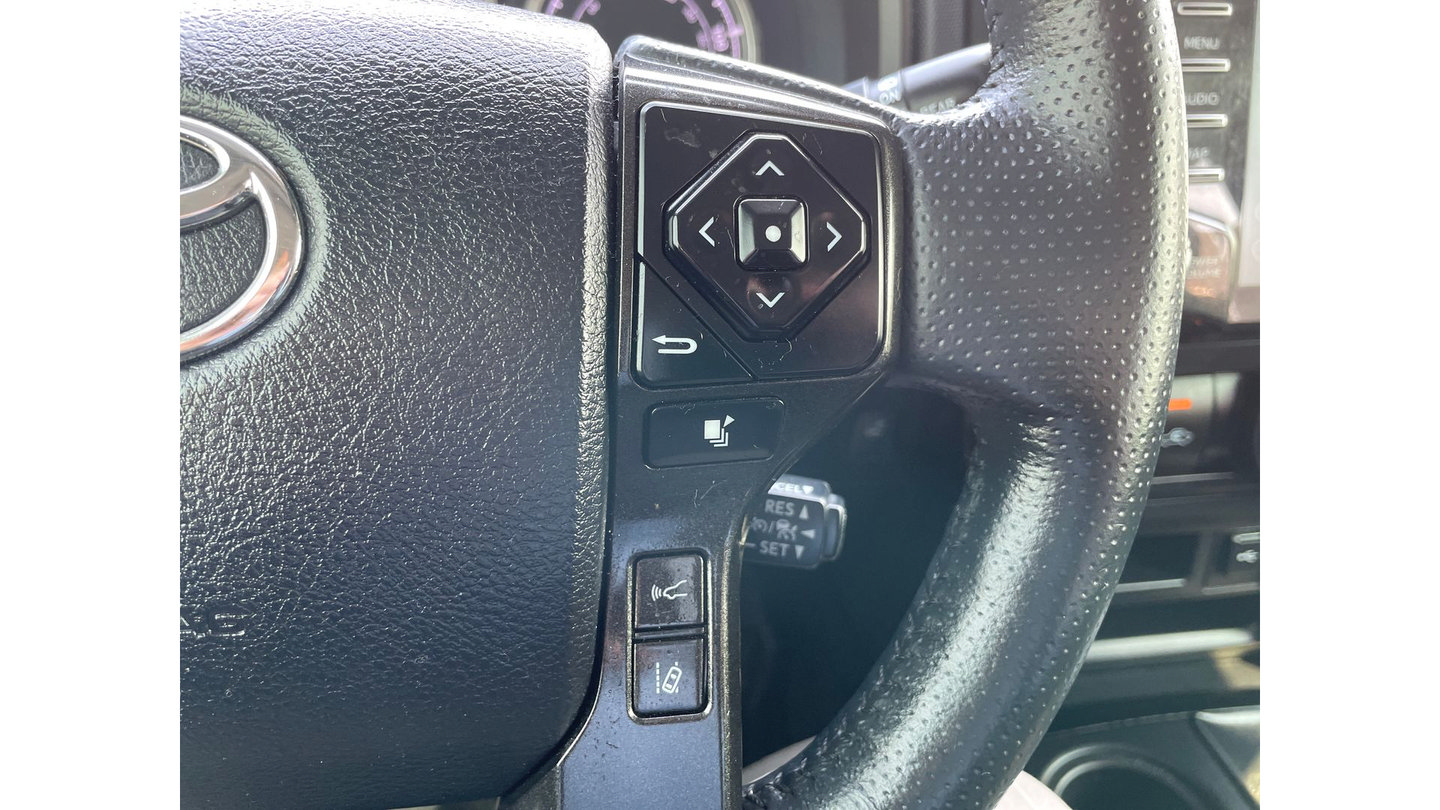 Certified 2023 Toyota 4Runner TRD Off-Road Premium w/ Moonroof Package AWD/4WD image 27