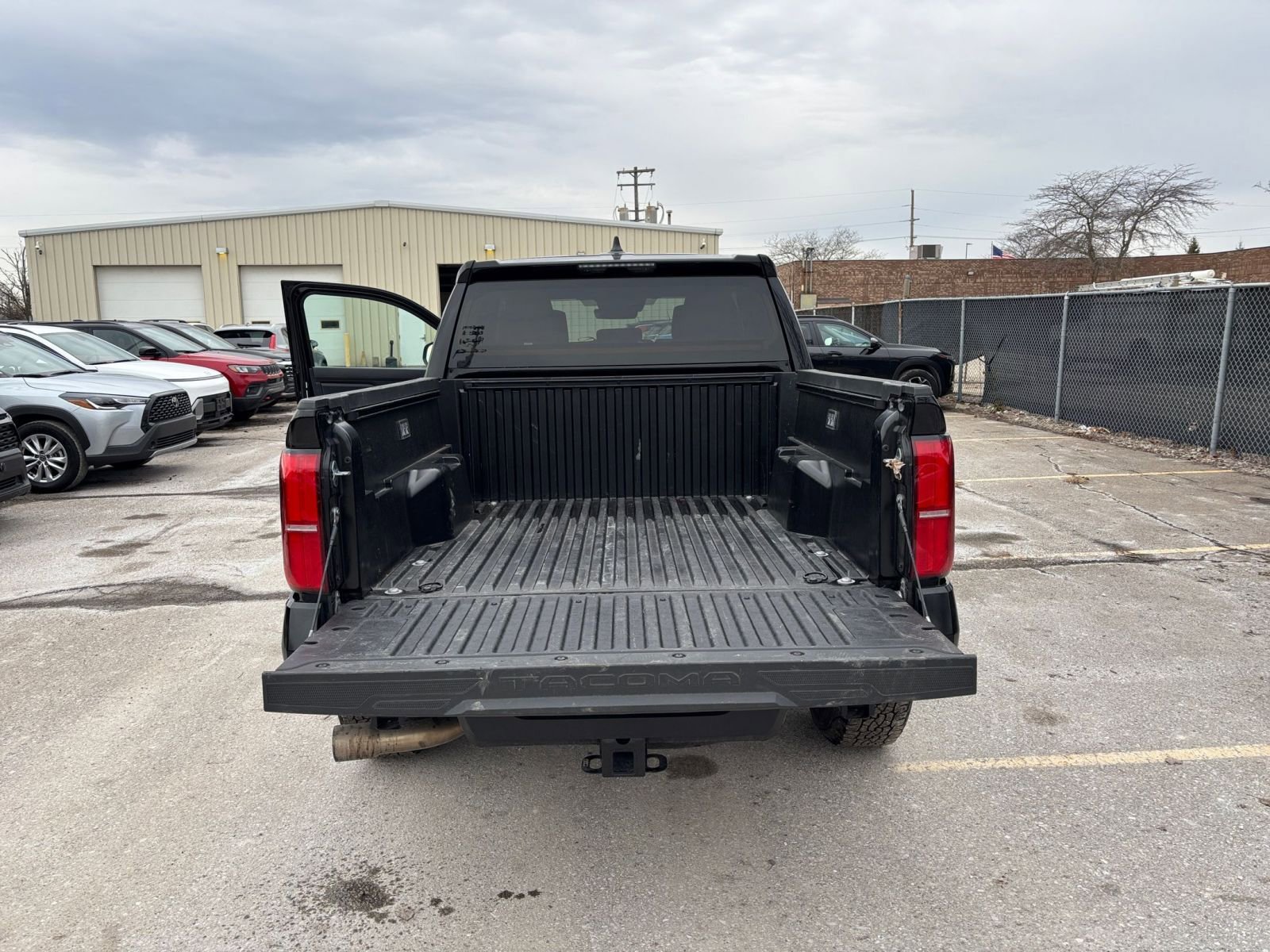 Used 2025 Toyota Tacoma SR image 30