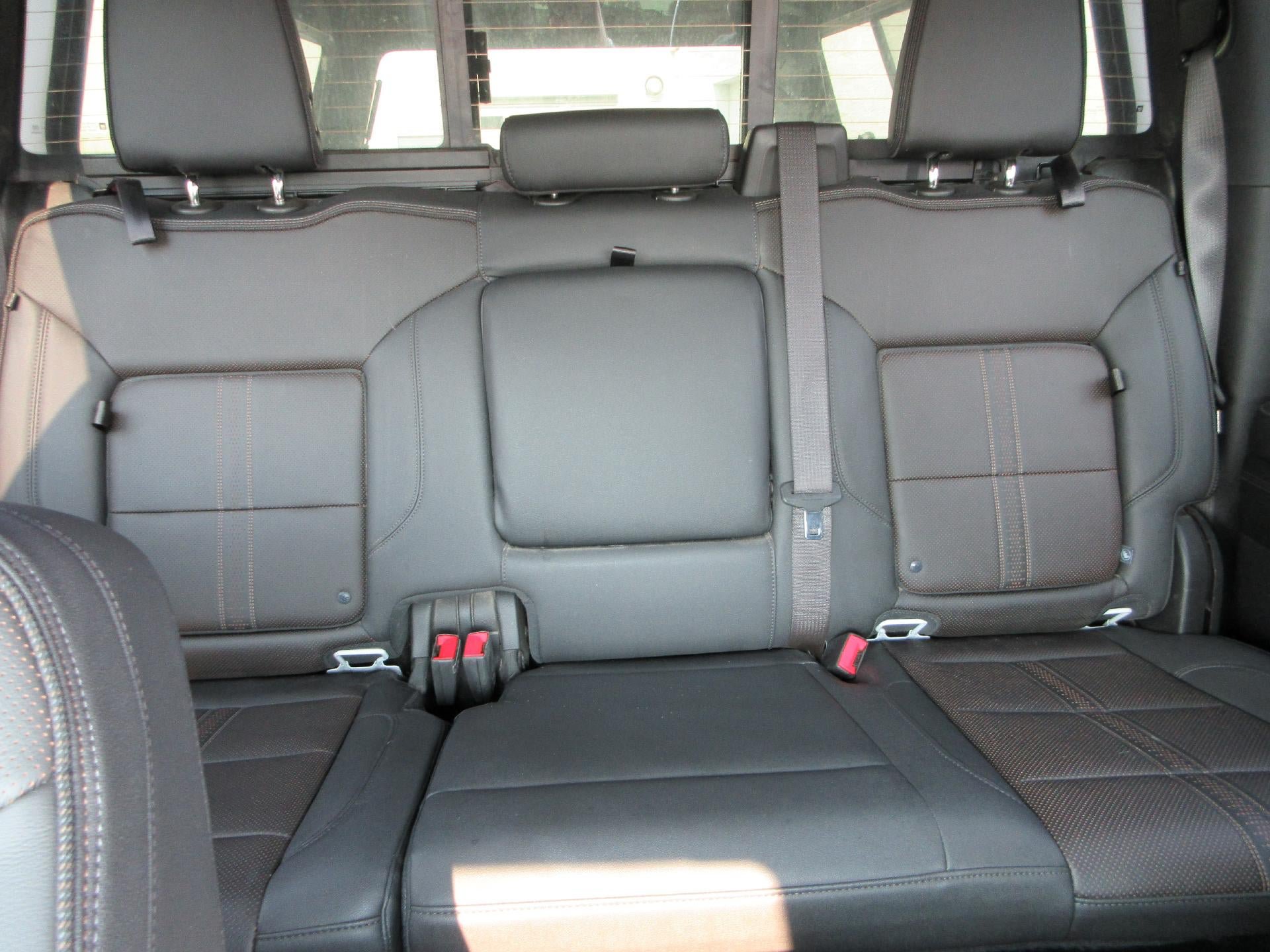 Certified 2024 Chevrolet Silverado 2500 High Country w/ High Country Premium Package AWD/4WD image 11