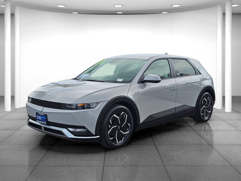 Certified 2024 Hyundai Ioniq 5 SE RWD image 3